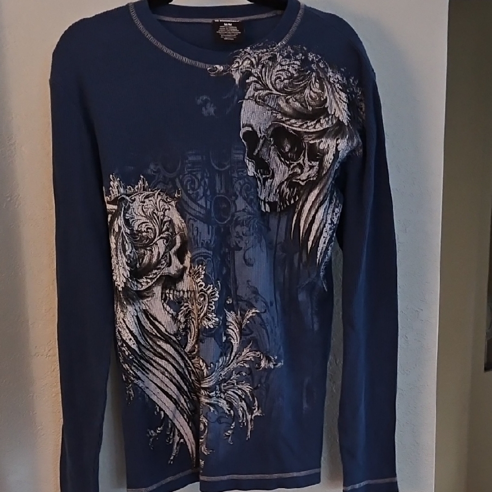 No Boundaries Dark Blue Skull Graphic Long Sleeve Tee Medium Flannel
